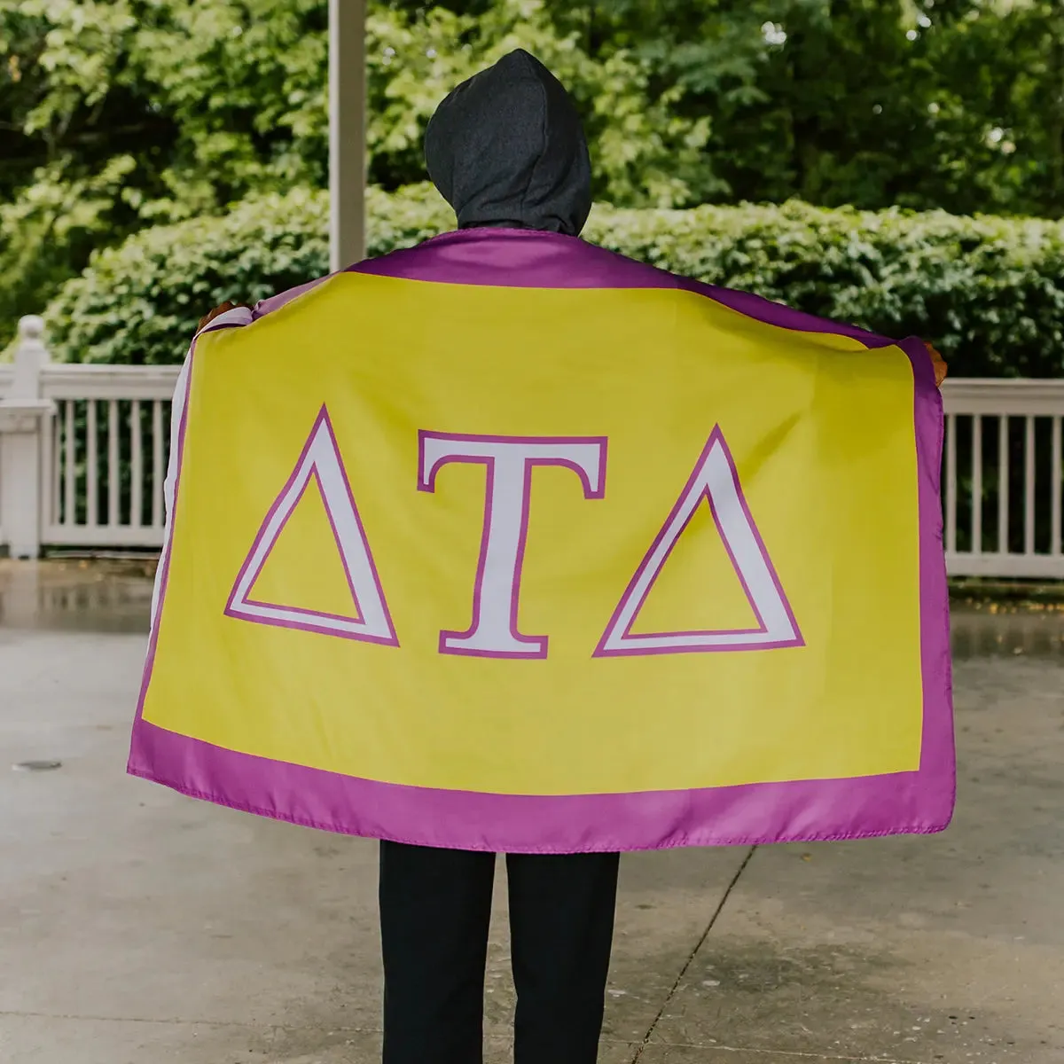 Delt Flag