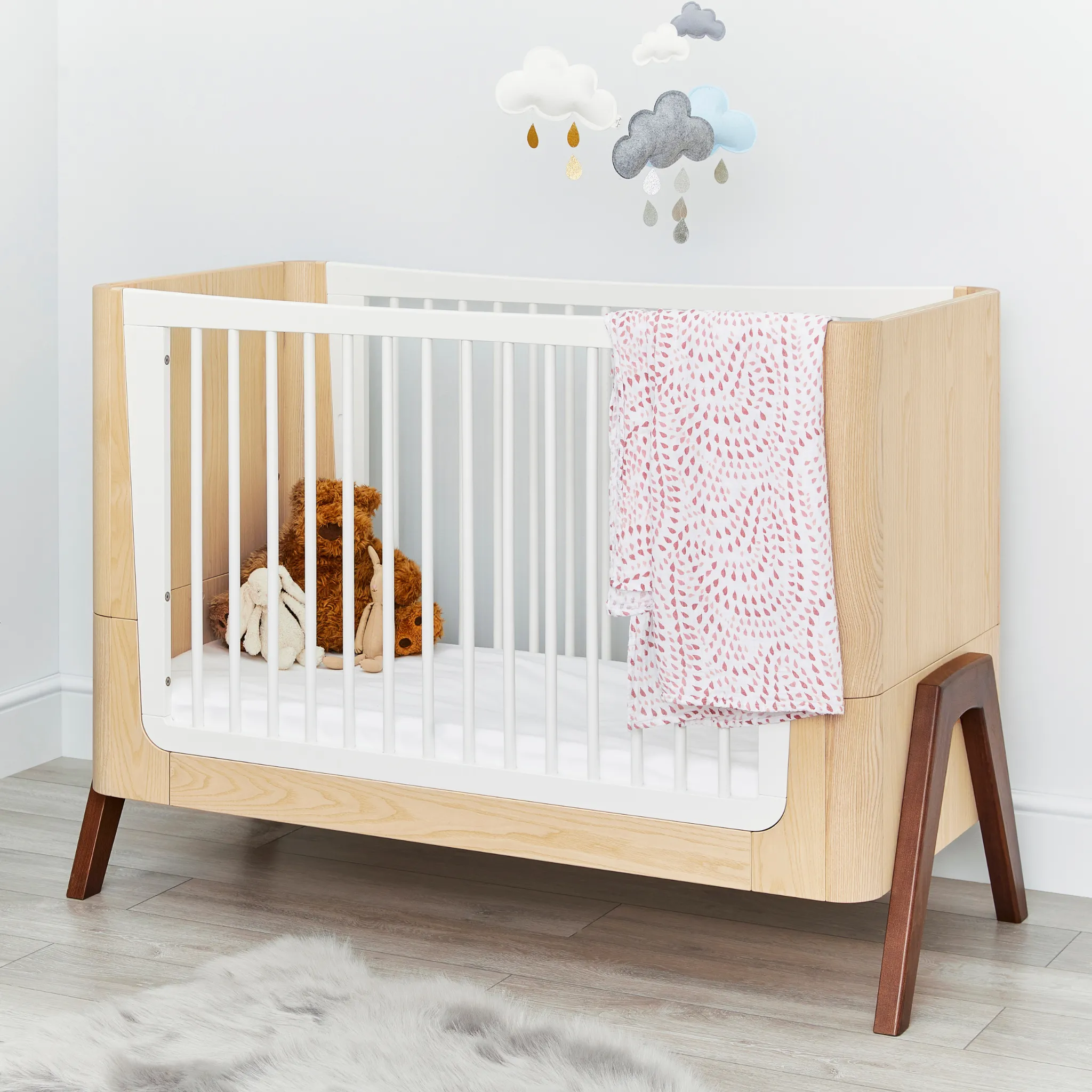 Gaia Baby | Hera Cot Bed, Dresser & Changer Bundle