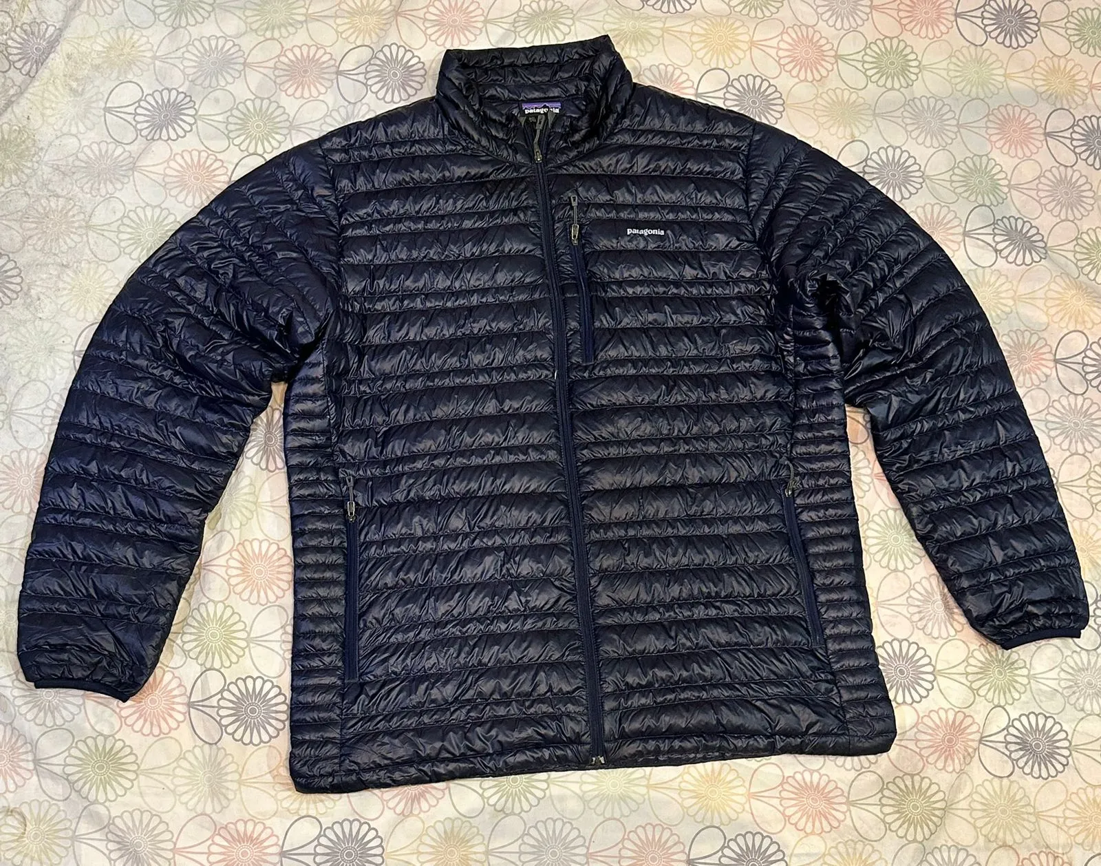 Moncler/Patagonia/TNF/ Mix Puffer Lot 90 PCs
